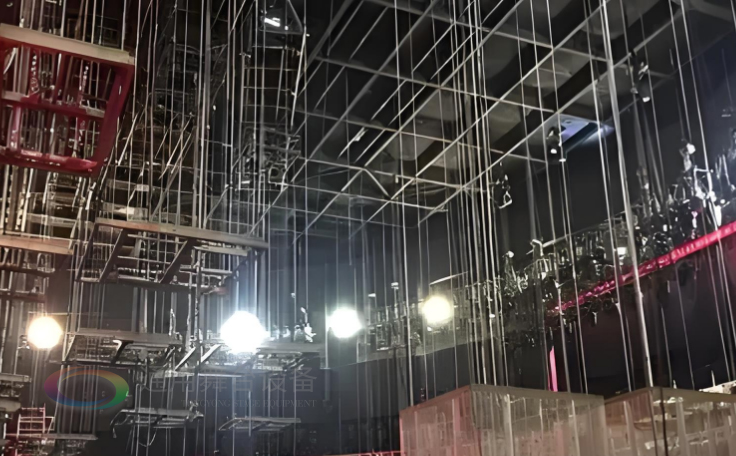 曲靖電視臺1號演播廳升級改造完成 通用舞臺設備助力打造現(xiàn)代化演播空間